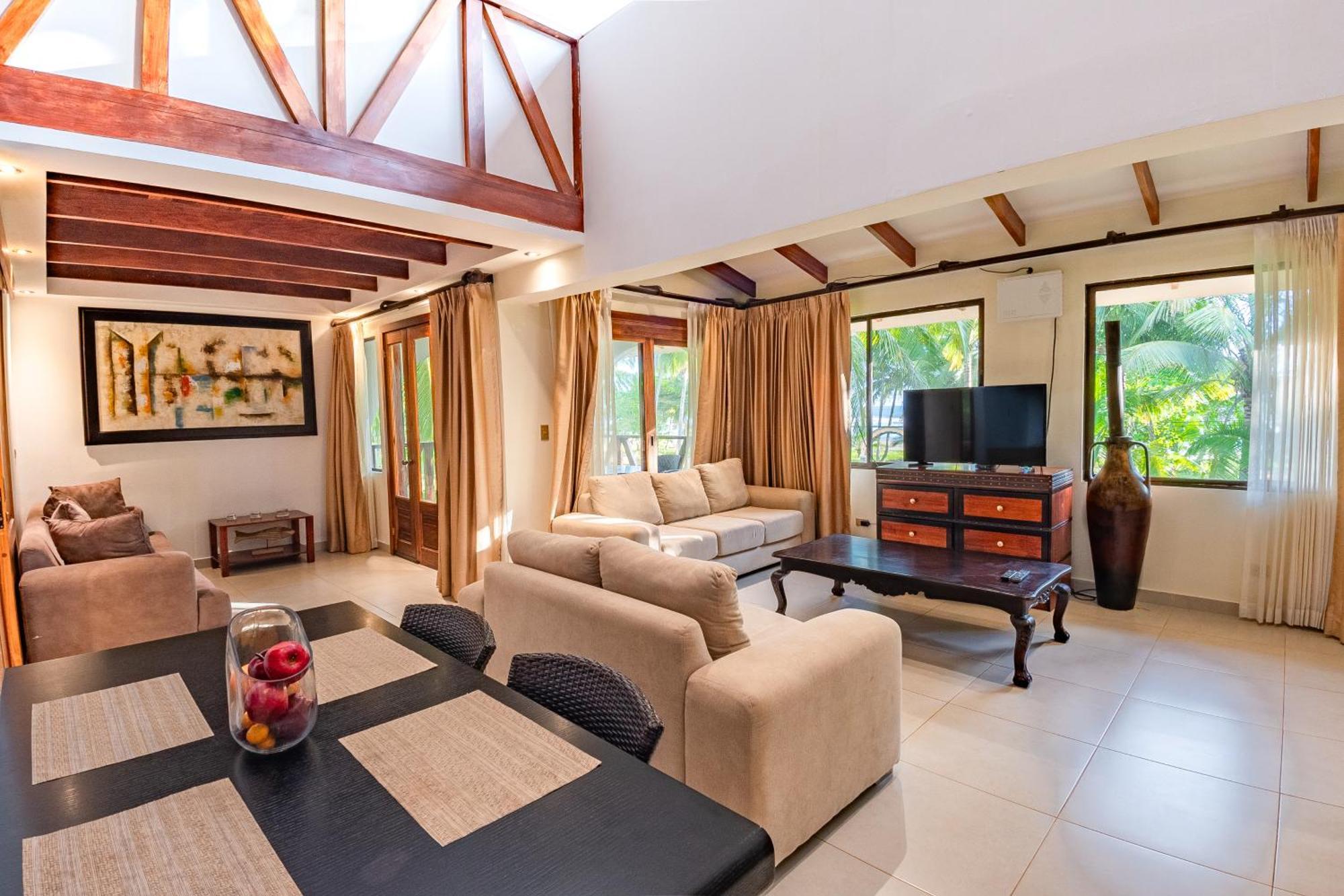 Sunset Del Mar Beach Resort إستريلوس إيسته المظهر الخارجي الصورة