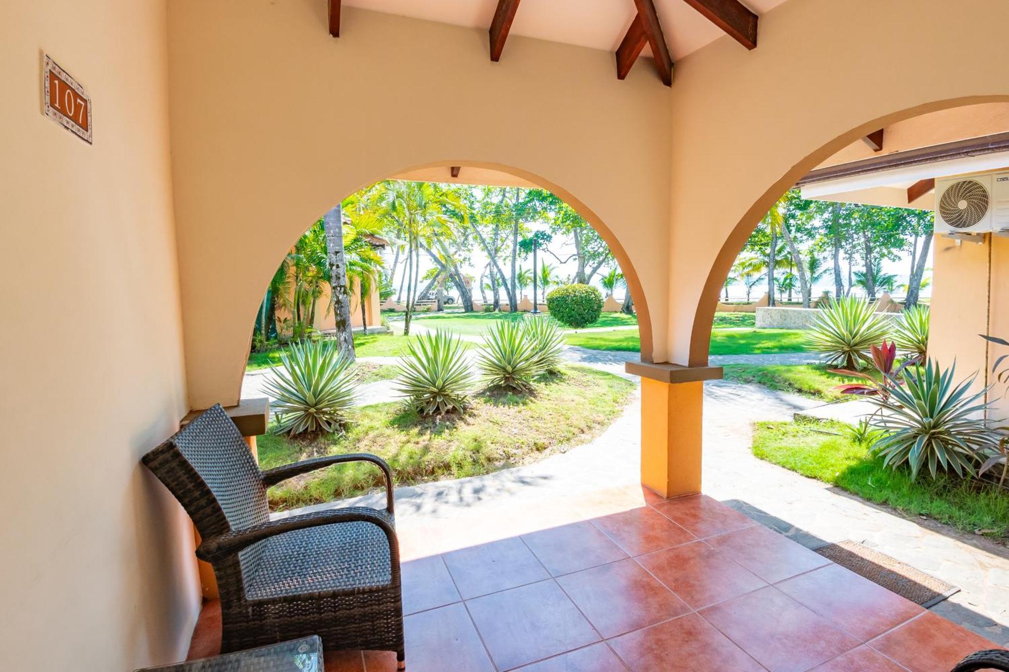 Sunset Del Mar Beach Resort إستريلوس إيسته المظهر الخارجي الصورة