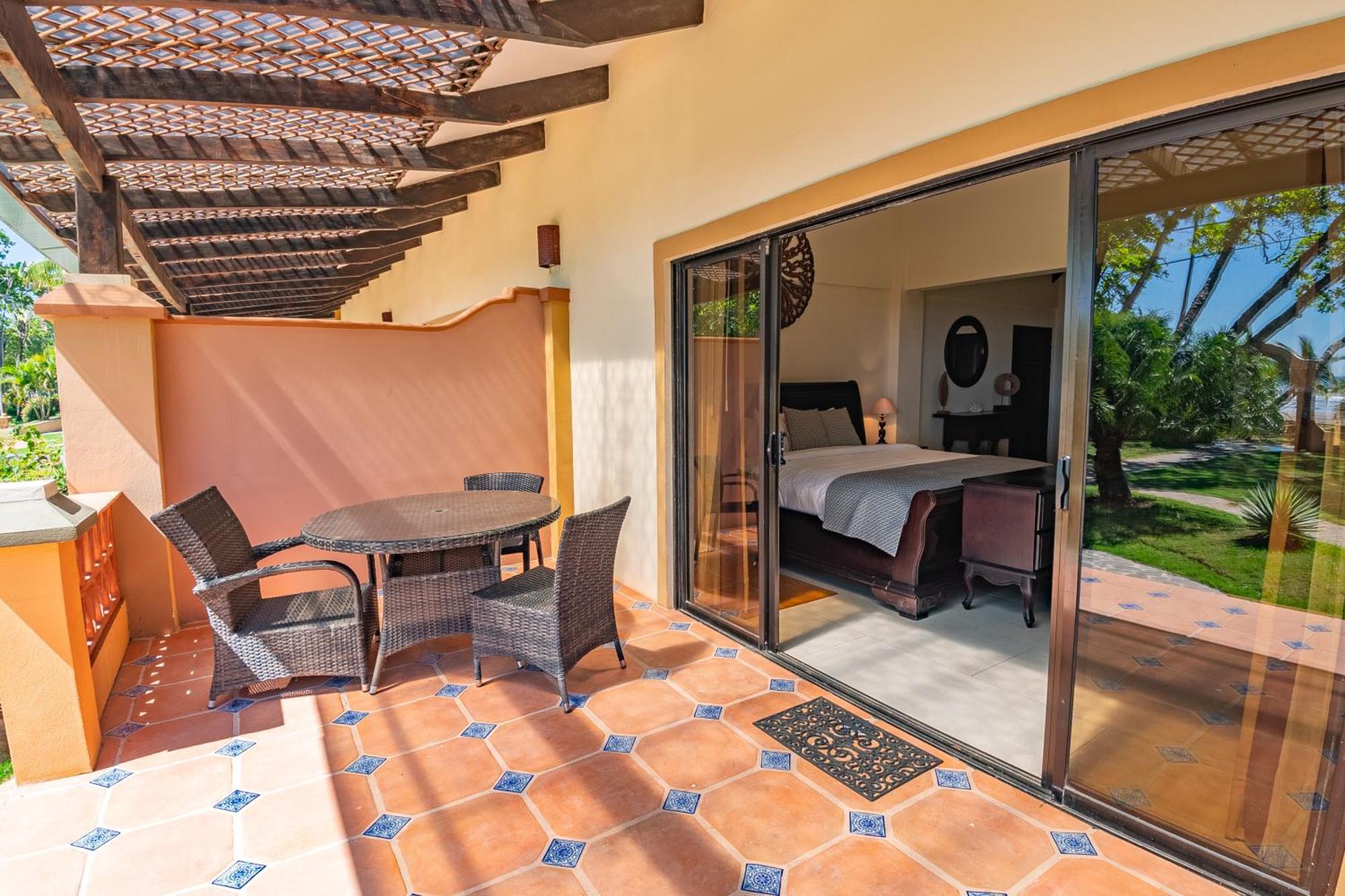 Sunset Del Mar Beach Resort إستريلوس إيسته المظهر الخارجي الصورة