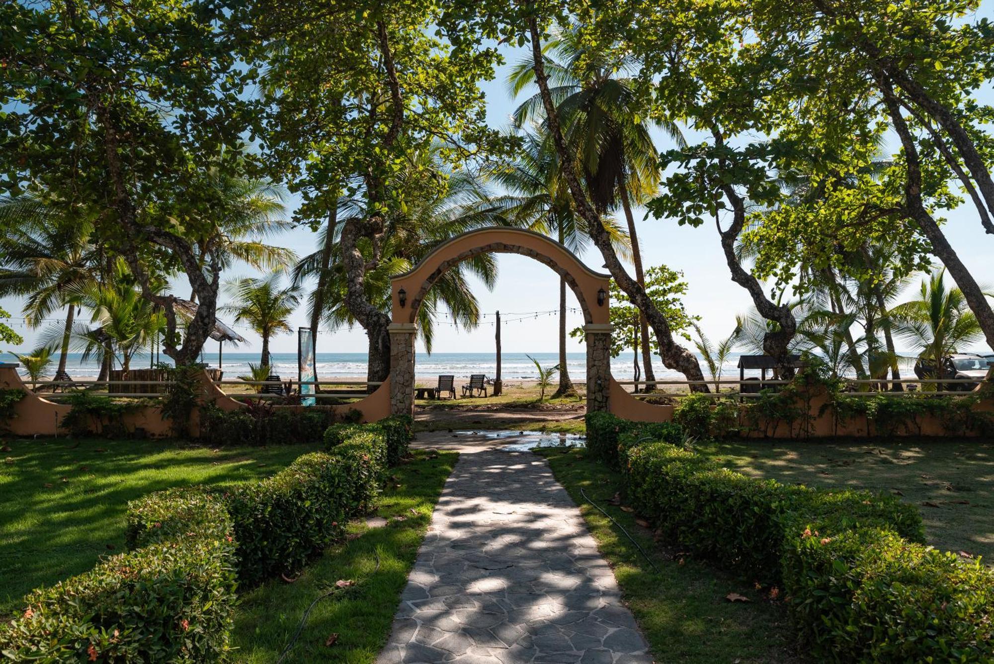 Sunset Del Mar Beach Resort إستريلوس إيسته المظهر الخارجي الصورة